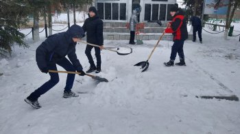 Благоустройство памятной стелы